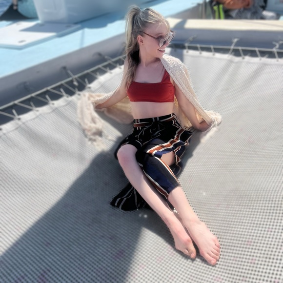 Meet your Posher, Madeleine - Picture 7 of 15